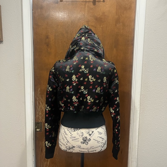 Warner Bros. Lot 29 Looney Tunes Bomber Jacket - Picture 4 of 9